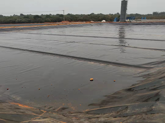 复合土工膜施工条件及施工中注意事项