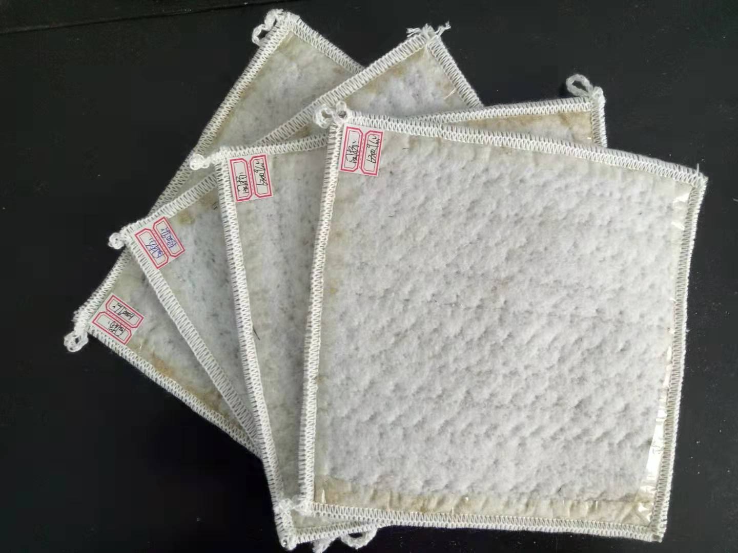 膨润土防水毯具体的施工方案