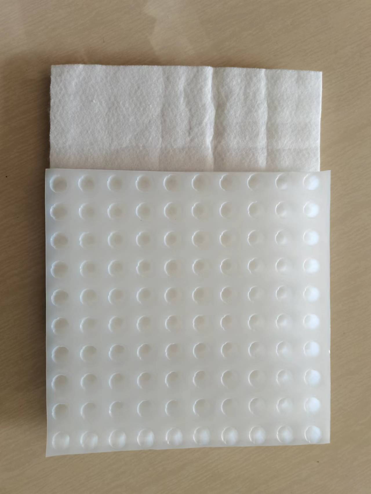 1200克塑料排水板多少钱